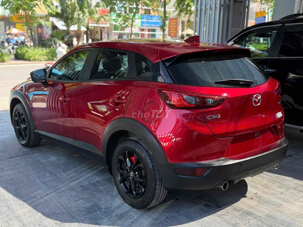 Mazda CX3 2021 Deluxe 1.5 AT 39000 km. Mua bán Ô tô tại Quận Cầu Giấy Hà Nội được đăng bởi Tuấn Xe Lướt  hình 1