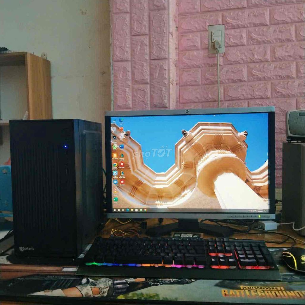 Máy tính để bàn i3 8GB SSD 22 inch. Mua bán Máy tính để bàn tại Thành phố Pleiku Gia Lai được đăng bởi Nguyễn Đăng Khoa hình 1