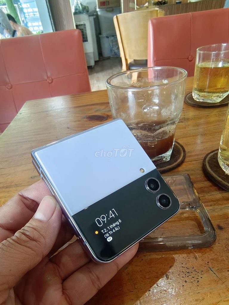 Samsung Z Flip 4 8GB/128GB 99%. Mua bán Điện thoại tại Quận Tân Phú Tp Hồ Chí Minh được đăng bởi Hiếu hình 1