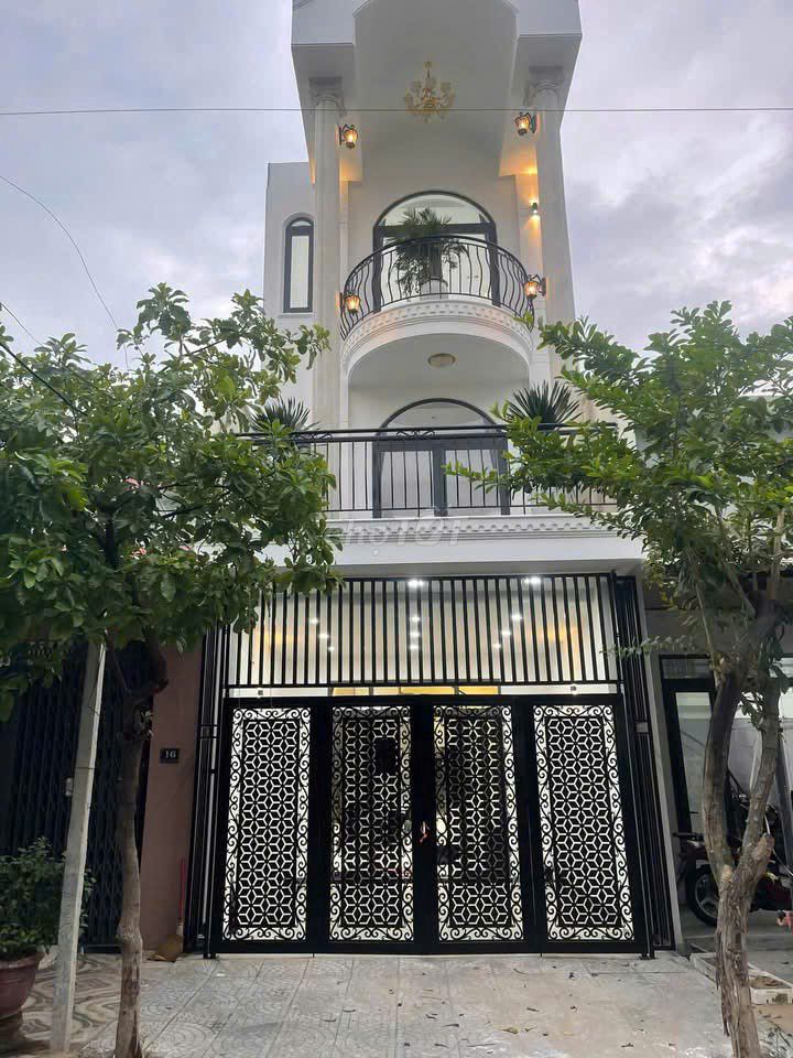 Аренда · 4 комн. · 70 м² · Quận Liên Chiểu, ул. Đường Dương Đức Hiền