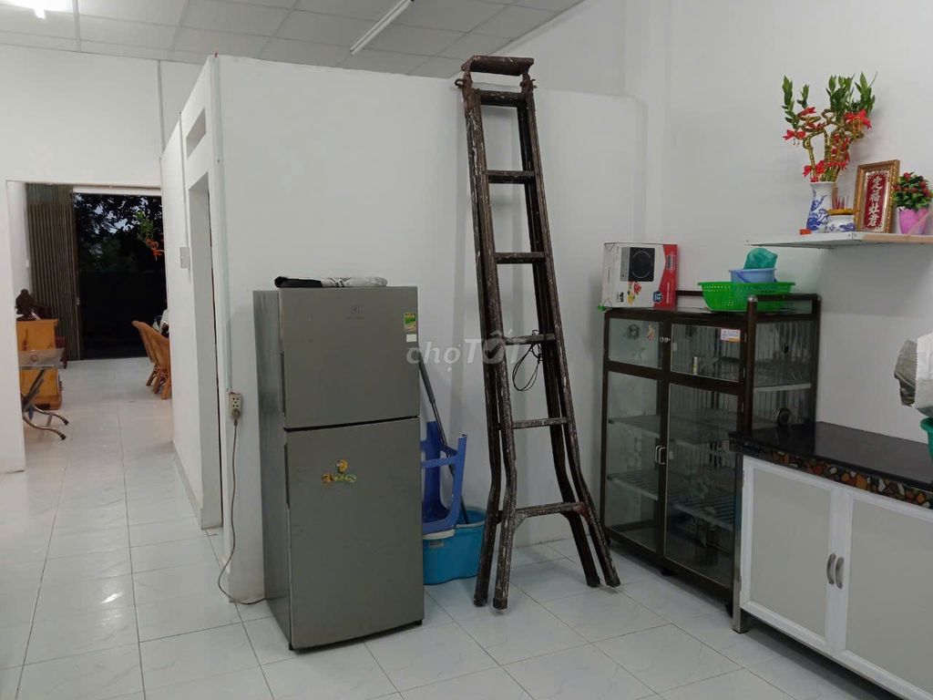 Bán nhà hẻm nhựa 7m đường Tỉnh lộ 10 4mx18m sát khu Tên Lửa