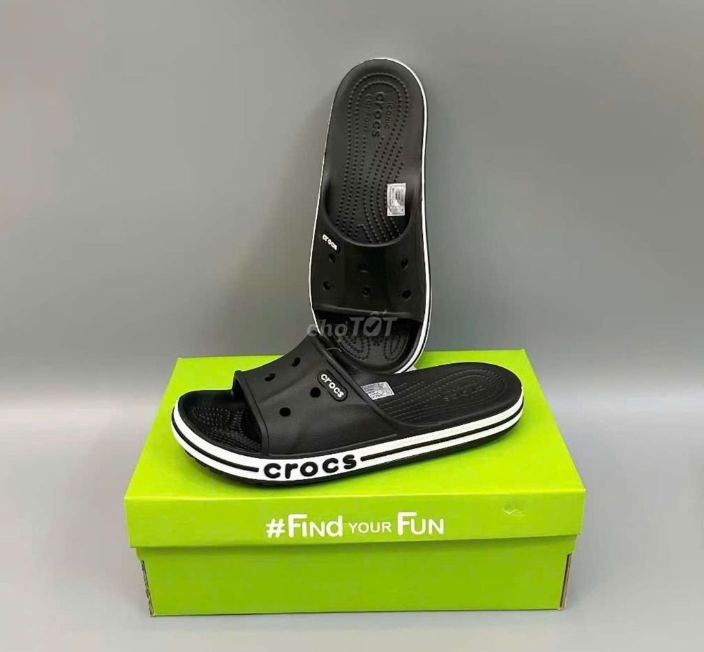 Dép Cross màu đen.. Mua bán Giày dép tại Quận Gò Vấp Tp Hồ Chí Minh được đăng bởi Anh Ba  Hàng hiệu tuyển Chuyên bán Online uy tín hình 1