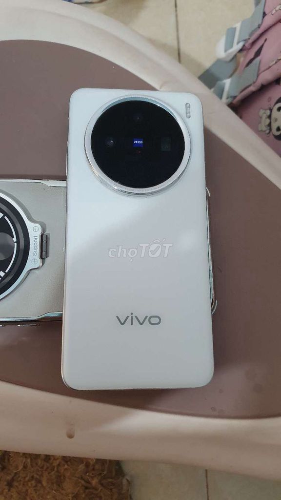 Vivo X200 màu Trắng. Mua bán Điện thoại tại Huyện Tân Yên Bắc Giang được đăng bởi Hoàng thật thà hình 1