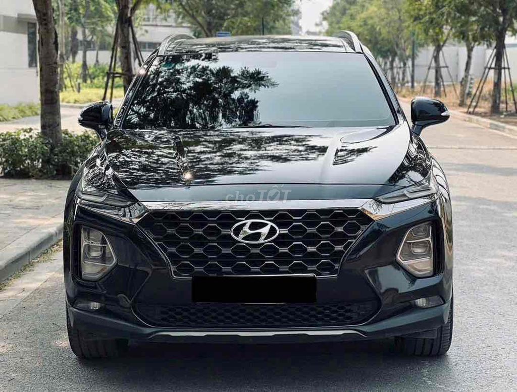 Hyundai Santa Fe 2019 2.2D Premium - 70000 km