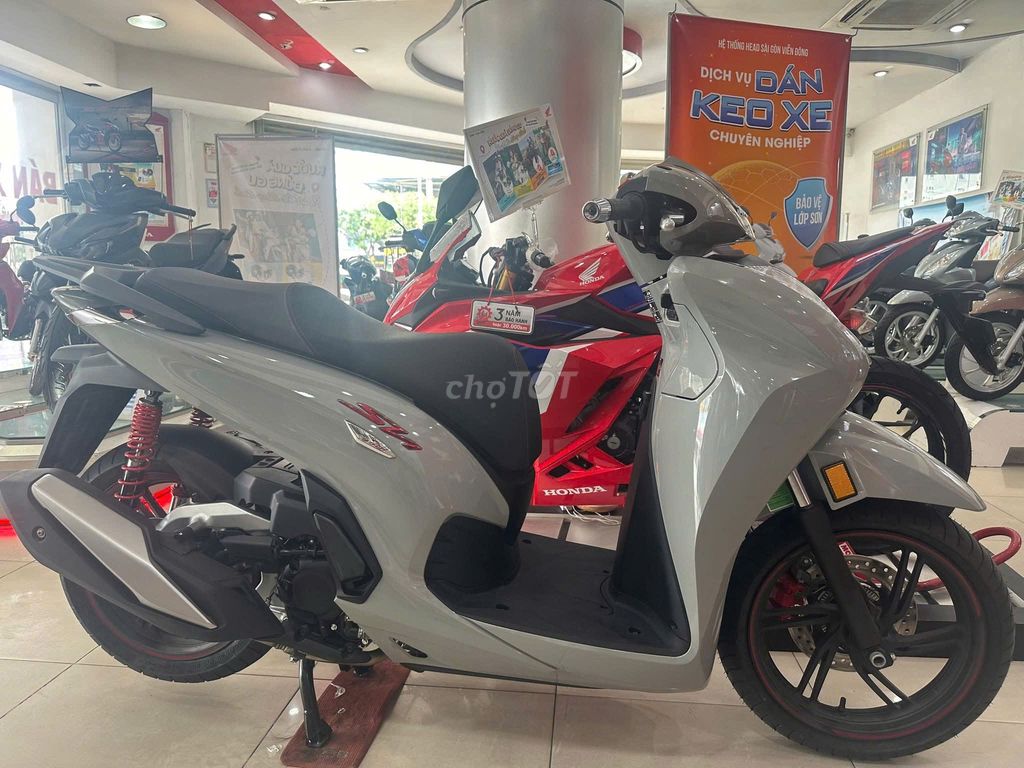 Honda SH 350i Thể Thao - Giao xe miễn phí tận nhà. Mua bán Xe máy tại Quận Bình Thạnh Tp Hồ Chí Minh được đăng bởi Head Phát Tiến hình 2