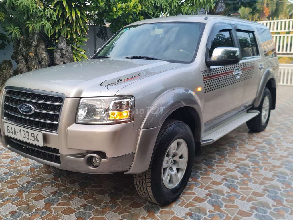 Ford Everest 2008 2.5 MT