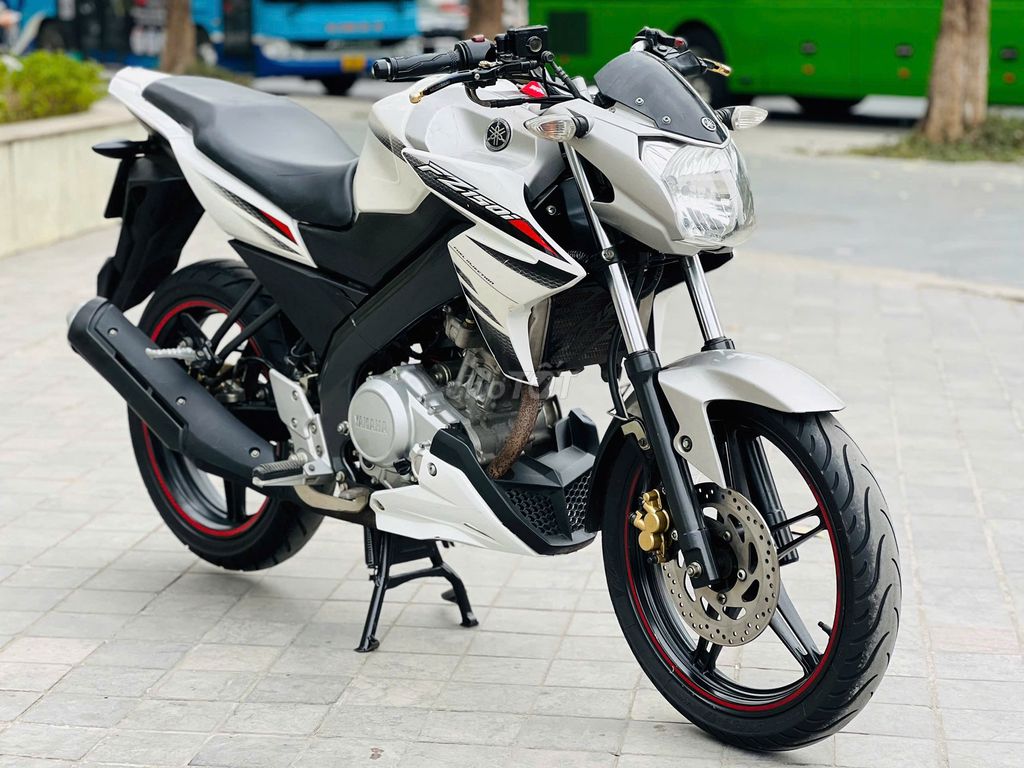 YAMAHA FZ 150I TRẮNG NHẬP THÁI MÁY ZIN CHÍNH CHỦ. Mua bán Xe máy tại Quận Cầu Giấy Hà Nội được đăng bởi A Nam hình 3
