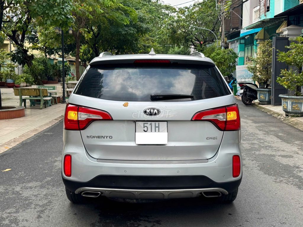 Bán KIA Sorento DAT Premium model 2020 Bạc zin đẹp. Mua bán Ô tô tại Quận 12 Tp Hồ Chí Minh được đăng bởi Việt 8080 hình 8