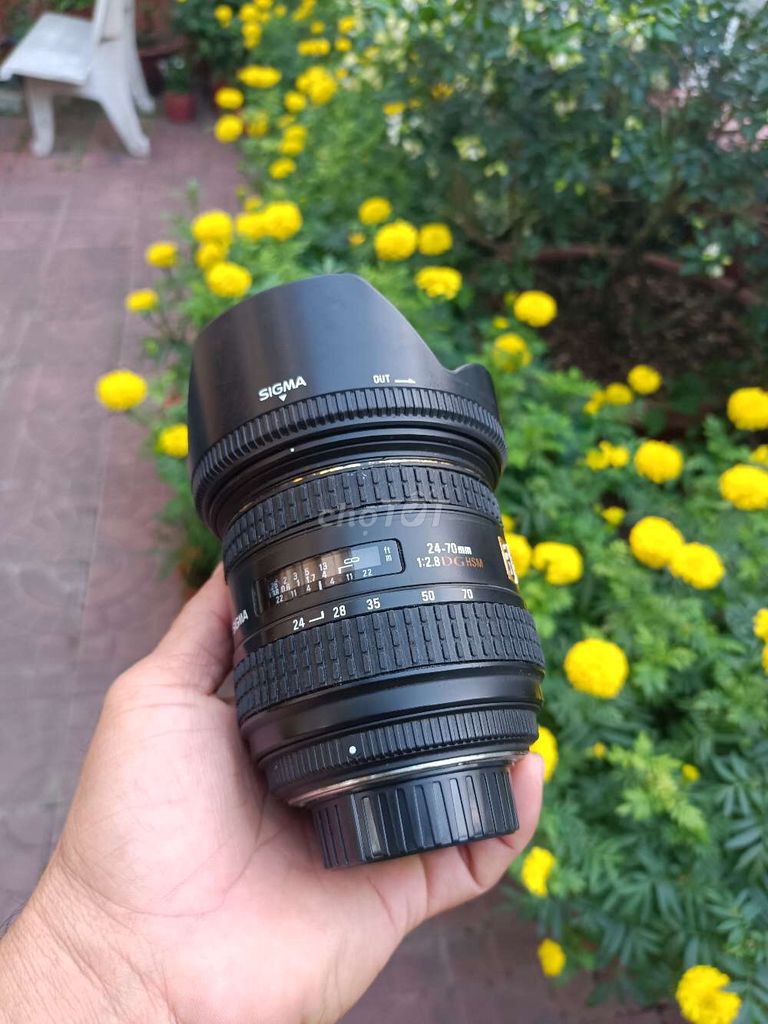 Ống kính Sigma 24-70mm F2.8 DG HSM Nikon Đen. Mua bán Máy ảnh, Máy quay tại Thành phố Long Xuyên An Giang được đăng bởi Lý Phước Hảo hình 1