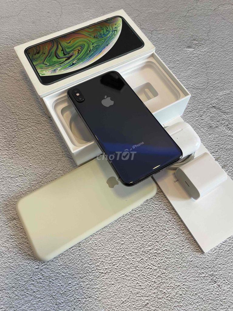 XS Max 256G QTế Đang Xài Kĩ Chuẩn Full Zin Pin 93%. Mua bán Điện thoại tại Quận Phú Nhuận Tp Hồ Chí Minh được đăng bởi Hủ Vàng Tài Lộc hình 1