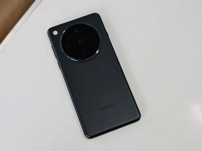 Oppo Find X8 Pro 12.256GB Đẹp 99% Kèm Sạc 80W. Mua bán Điện thoại tại Quận Ninh Kiều Cần Thơ được đăng bởi Lê Khang
