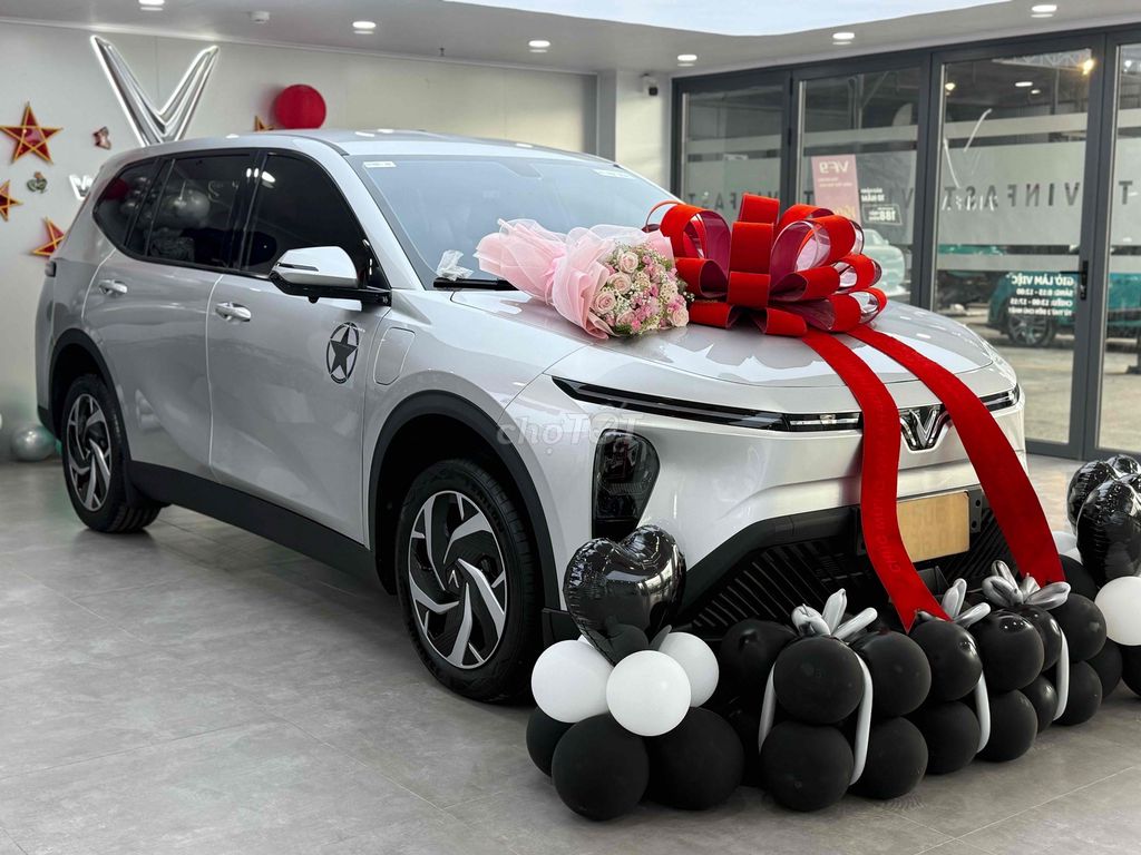 LIMO GREEN SẲN XE GIAO NGAY+90TR NHẬN XE NGAY. Mua bán Ô tô tại Quận Ninh Kiều Cần Thơ được đăng bởi KỲ hình 3