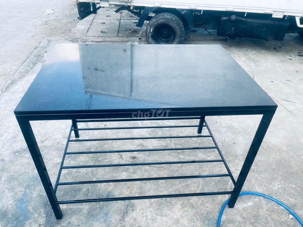 CẦN BÁN KỆ BẾP ĐÁ. Mua bán Tủ, kệ gia đình tại Huyện Hòa Vang Đà Nẵng được đăng bởi TRẦN MỸ LAN hình 1