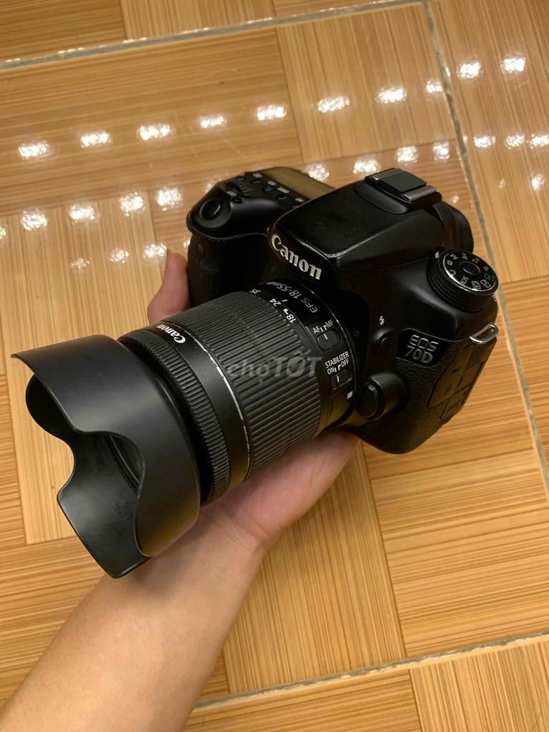 Bán canon 70d kèm 18-55 stm mới đẹp