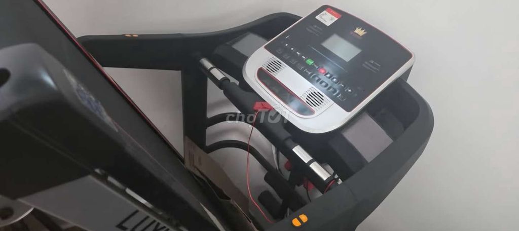Máy chạy bộ điện Luxury KS-040 Gấp gọn Đen