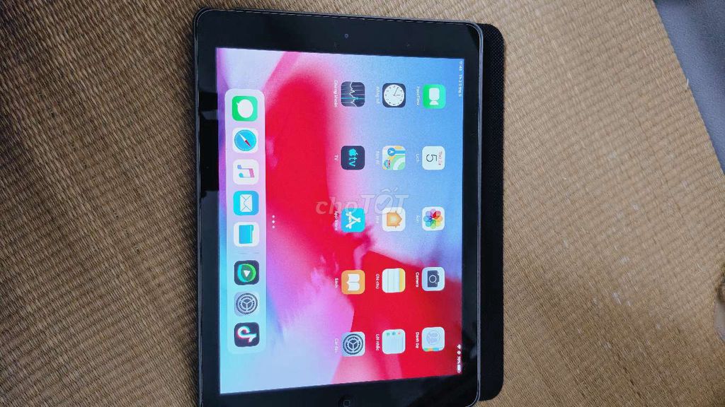 Apple iPad Air 1 64GB Đen. Mua bán Máy tính bảng tại Quận Lê Chân Hải Phòng được đăng bởi Nguyễn Tùng hình 1