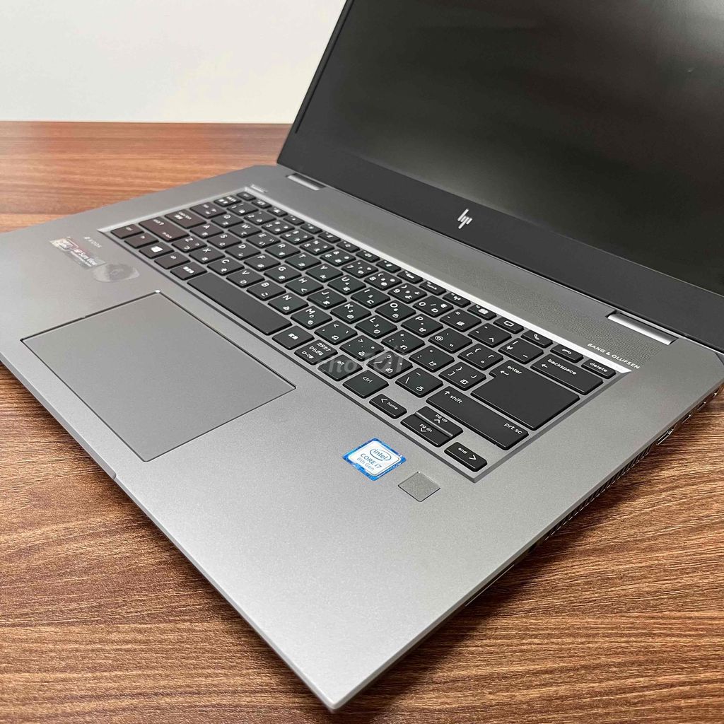 HP ZBOOK STUDIO G5