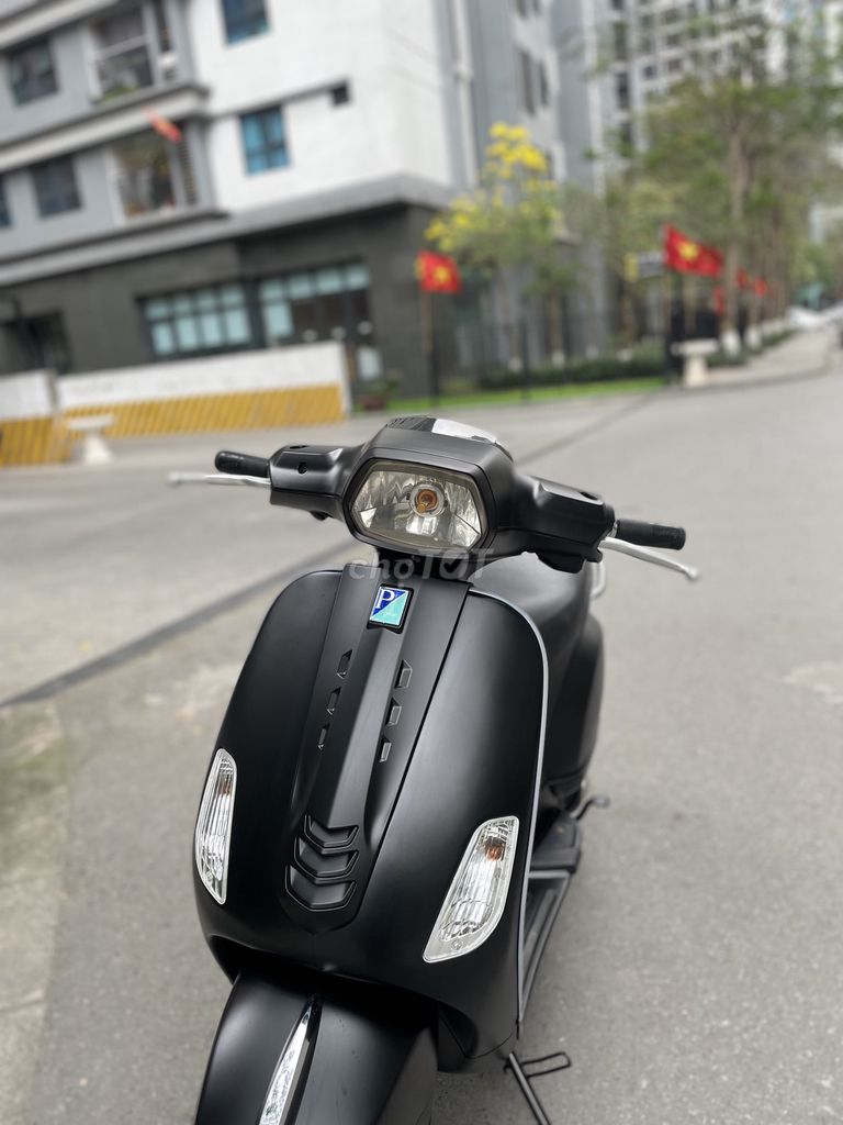 Vespa 125ie phun xăng điện tử tiết kiệm xăng