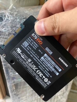 Ổ cứng SSD Samsung Evo 870 500G cao cấp zin còn BH. Mua bán Linh kiện (RAM, Card...) tại Quận 1 Tp Hồ Chí Minh được đăng bởi Nguyễn