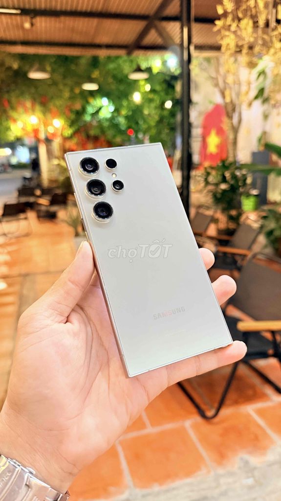 Samsung S24 Ultra 256GB Bạc 99%. Mua bán Điện thoại tại Thành phố Vĩnh Long Vĩnh Long được đăng bởi HT Mobile hình 1