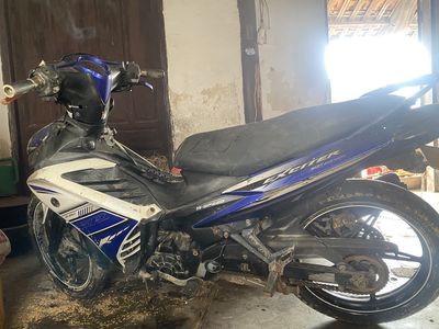 Dư xe không dùng đến nên bán. Mua bán Xe máy tại Huyện Quỳnh Lưu Nghệ An được đăng bởi Bui dat