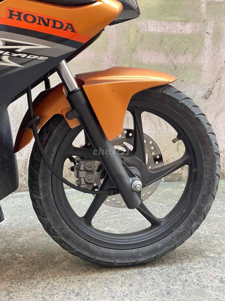 Honda Airblade up Thái máy êm ru xe đẹp chuẩn. Mua bán Xe máy tại Thành phố Thủ Đức Tp Hồ Chí Minh được đăng bởi Lê Hạnh hình 8
