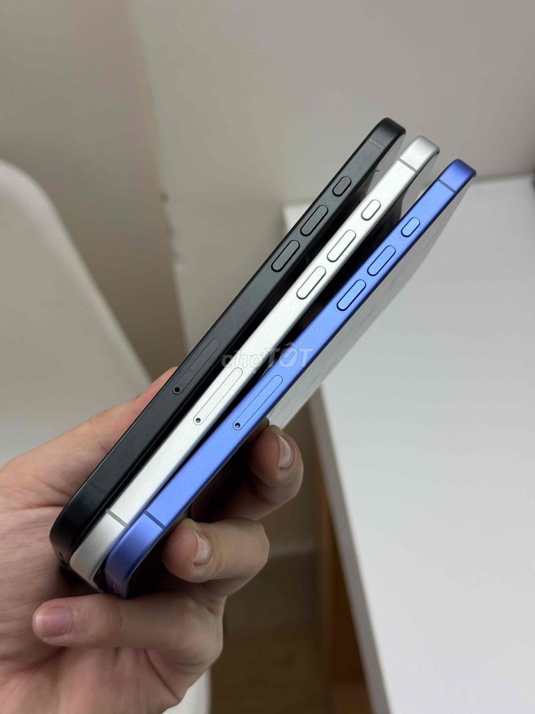 16 Plus Lock 128G 🖤💙🤍 sạc ít Likenew như mới. Mua bán Điện thoại tại Quận Ninh Kiều Cần Thơ được đăng bởi 01 STORE Chuyên iPhone Lock Cần Thơ  hình 1