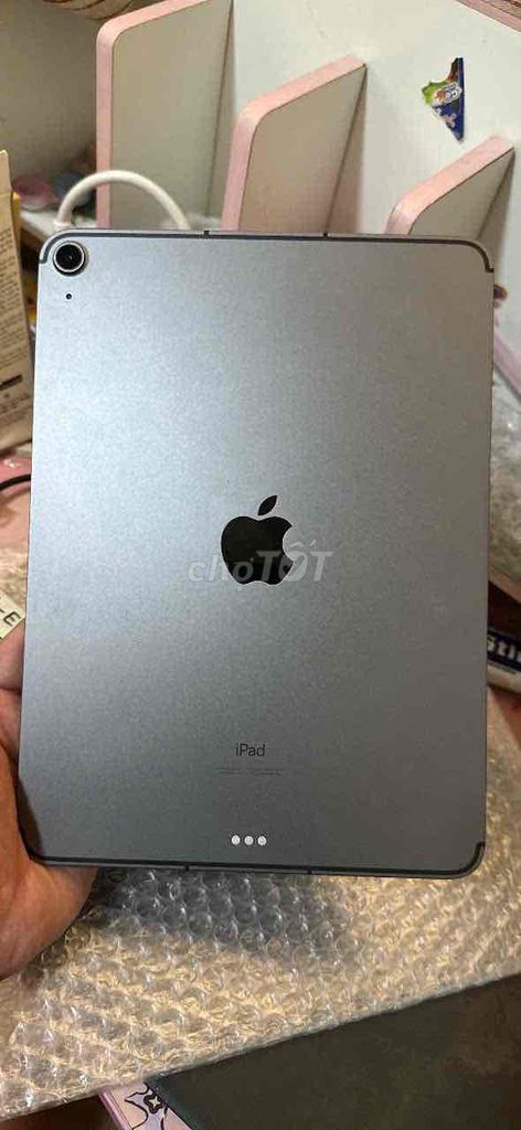 Bán Apple iPad Air 4 256g 5G Xám pin 95. Mua bán Máy tính bảng tại Thành phố Buôn Ma Thuột Đắk Lắk được đăng bởi Hoàng Thế Vĩnh  hình 1