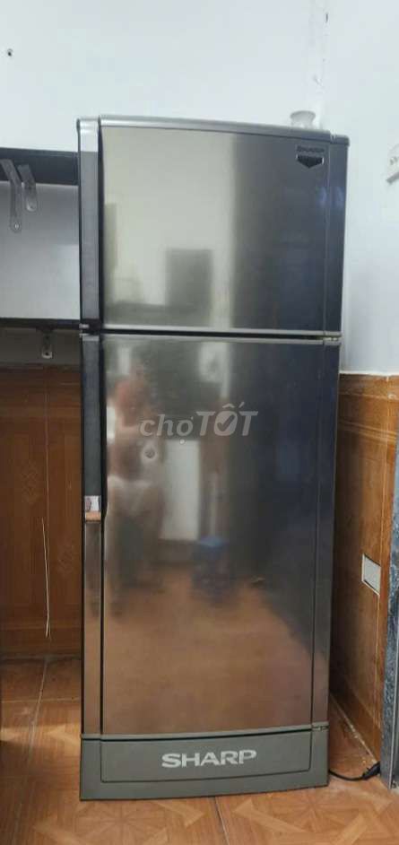 Tủ lạnh Sharp 185L Xám. Mua bán Tủ lạnh tại Quận Hoàng Mai Hà Nội được đăng bởi Levan ly hình 1
