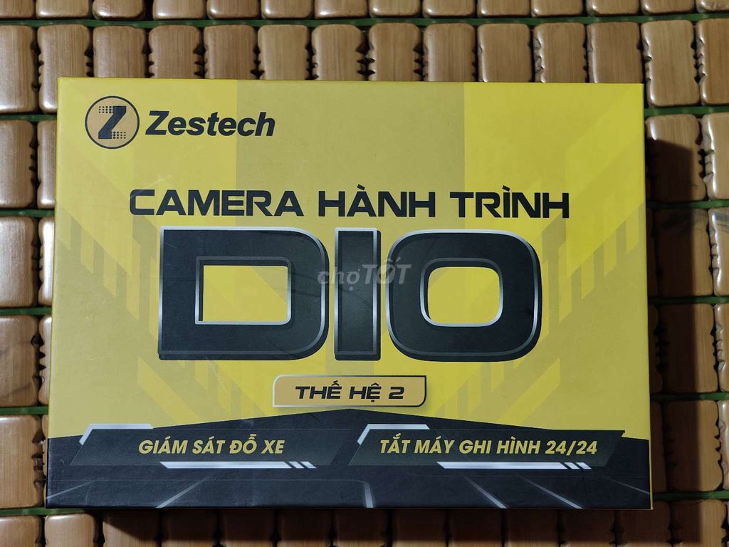 Cam hành trình Zestech D10 mới kèm thẻ 32gb k ship. Mua bán Phụ tùng xe tại Huyện Lập Thạch Vĩnh Phúc được đăng bởi Android hình 1