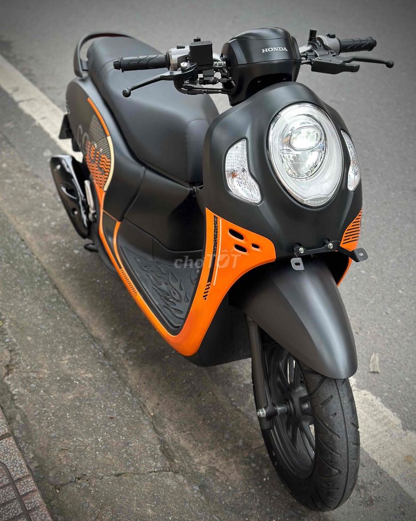 Scoopy 110cc Mới 99%. Mua bán Xe máy tại Huyện Hóc Môn Tp Hồ Chí Minh được đăng bởi XE LƯỚT 34 hình 6