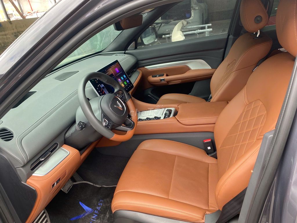 Hãng xe Vinfast VF9 cần bán nhanh.. Mua bán Ô tô tại Quận Bình Tân Tp Hồ Chí Minh được đăng bởi Nguyễn Minh Quang hình 5