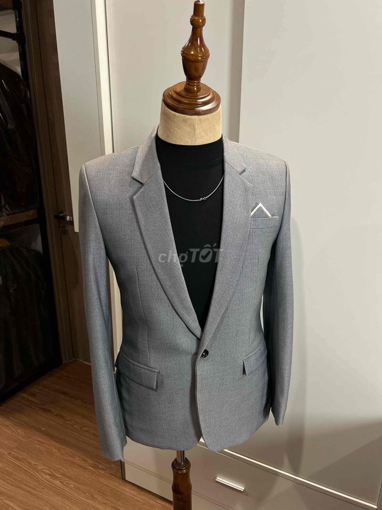 Áo vest nam xám full lót độn vai. Mua bán Quần áo tại Thành phố Thủ Đức Tp Hồ Chí Minh được đăng bởi LiLeOn hình 1