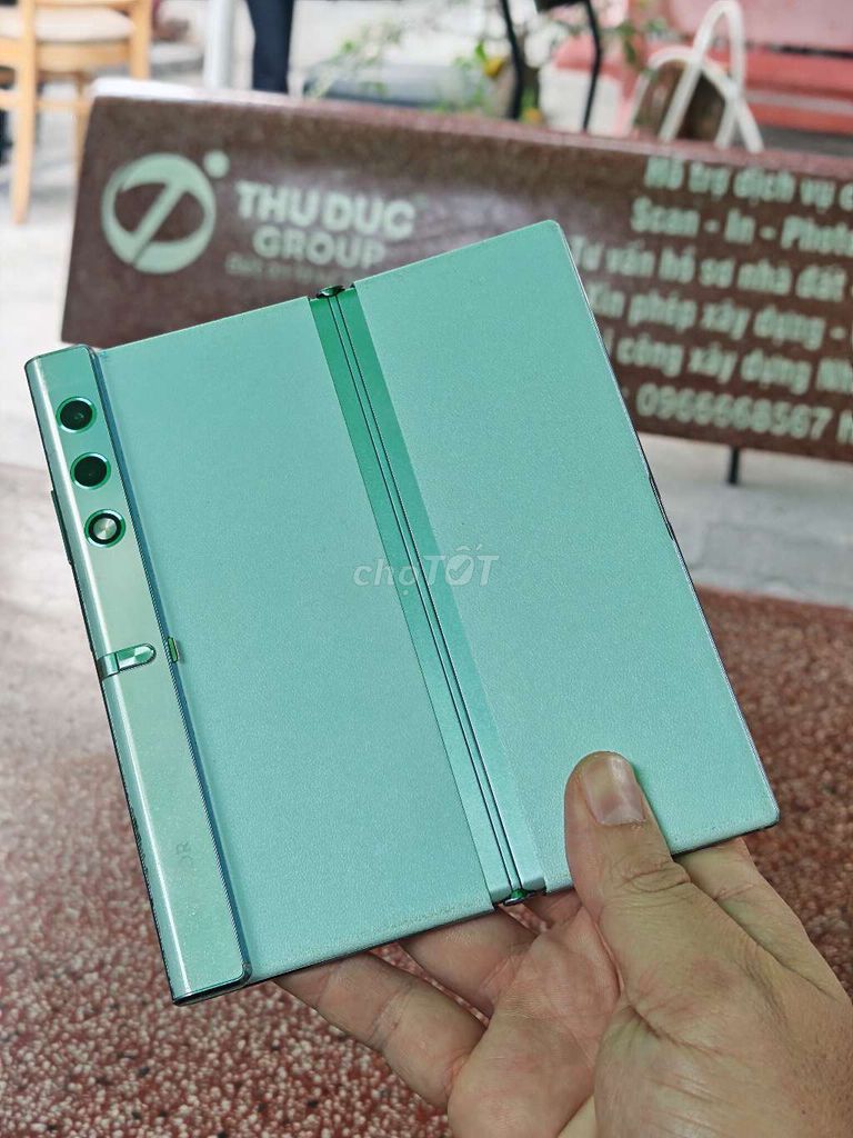 Honor Magic V Purse 12.256 trắng. Mua bán Điện thoại tại Thành phố Thủ Đức Tp Hồ Chí Minh được đăng bởi Long hình 1