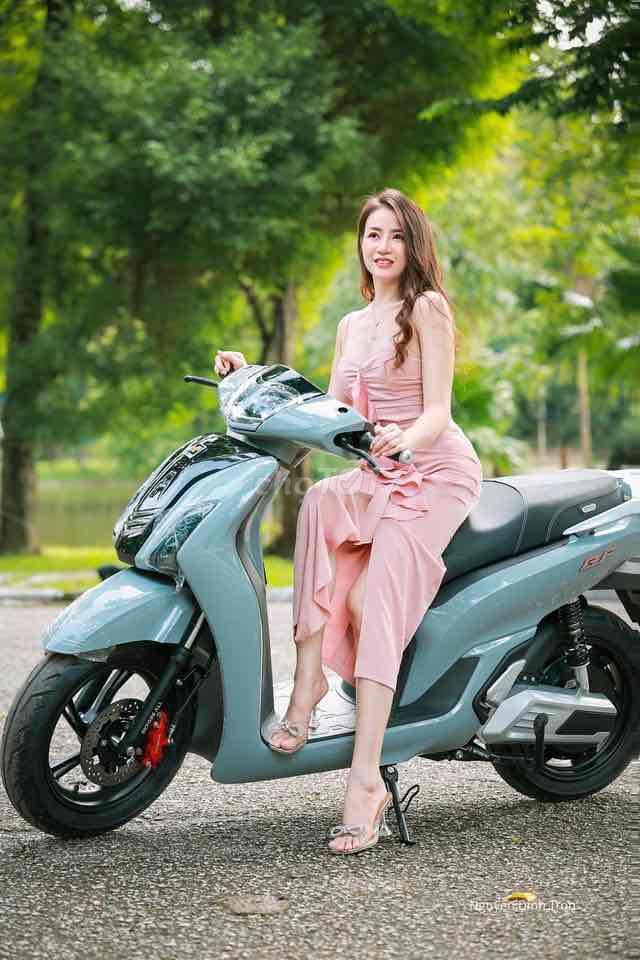 BF xe điện thế hệ mới. Mua bán Xe điện tại Quận Đống Đa Hà Nội được đăng bởi Xe Bảo Tín 61 Nguyễn Lương Bằng HN hình 1