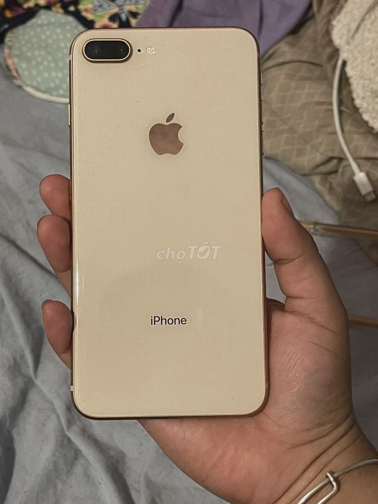 Apple iPhone 8 Plus 256GB Vàng. Mua bán Điện thoại tại Thành phố Vĩnh Yên Vĩnh Phúc được đăng bởi Phan Tài Đức hình 1