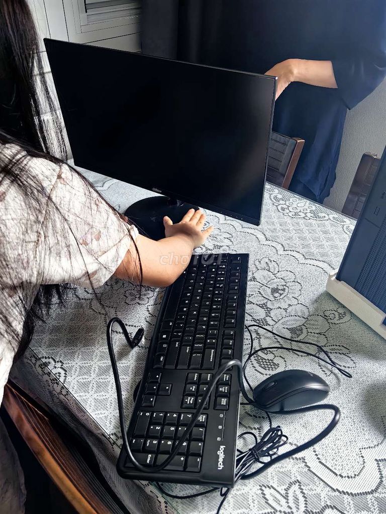 Bộ Pc core i3-7100, màn hình, chuột, bàn phím Logi. Mua bán Máy tính để bàn tại Quận Hải Châu Đà Nẵng được đăng bởi NAM Bùi hình 1