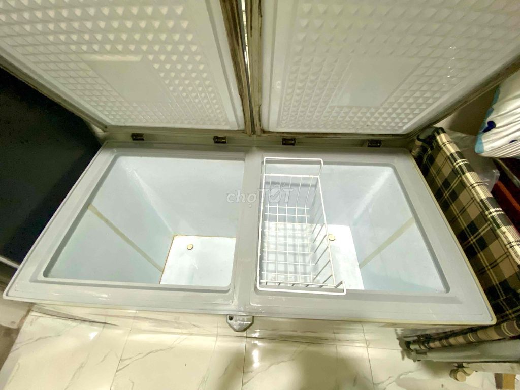 Tủ đông Sanaky 220L Inverter 2 ngăn. Mua bán Tủ lạnh tại Quận 7 Tp Hồ Chí Minh được đăng bởi Yến Nhi hình 1