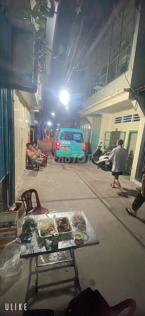 Дом по адресу 404/56 Nguyễn Đình Chiểu, округ 3, в автомобильном переулке