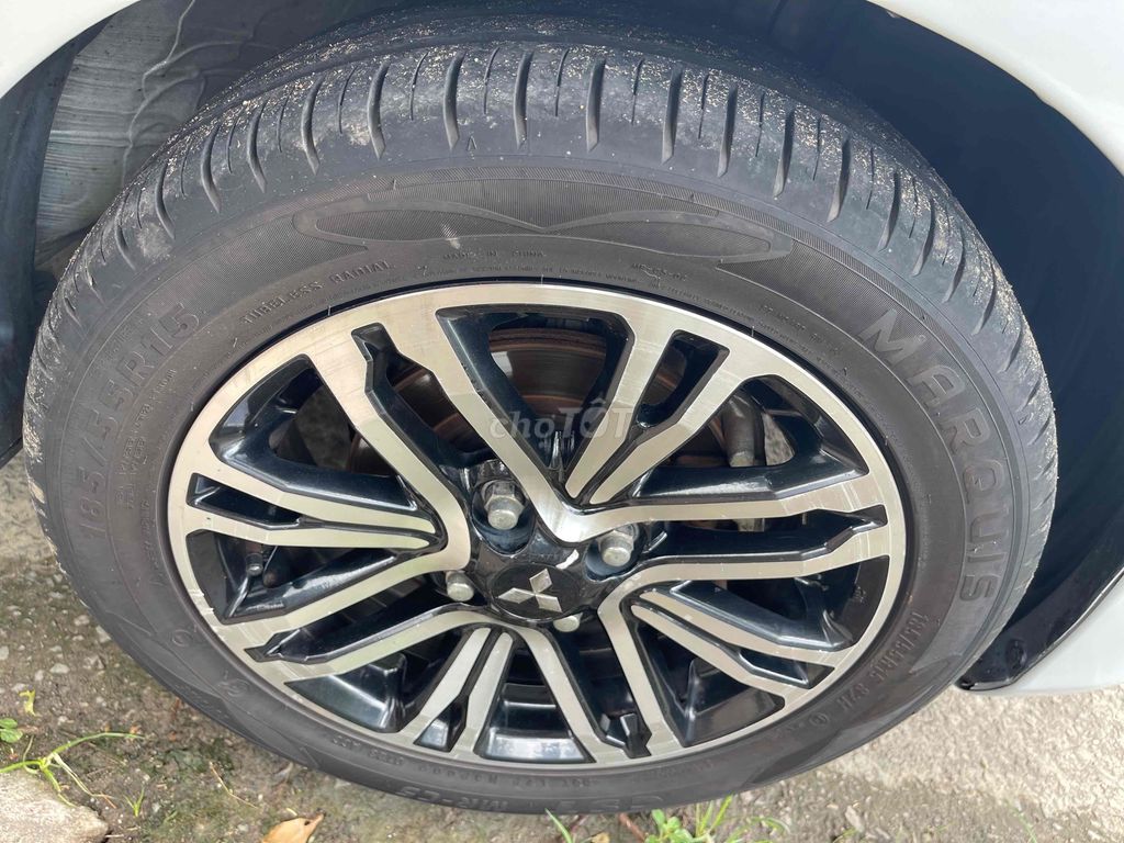 Mitsubishi Attrage 2021 1.2L CVT - 60000 km