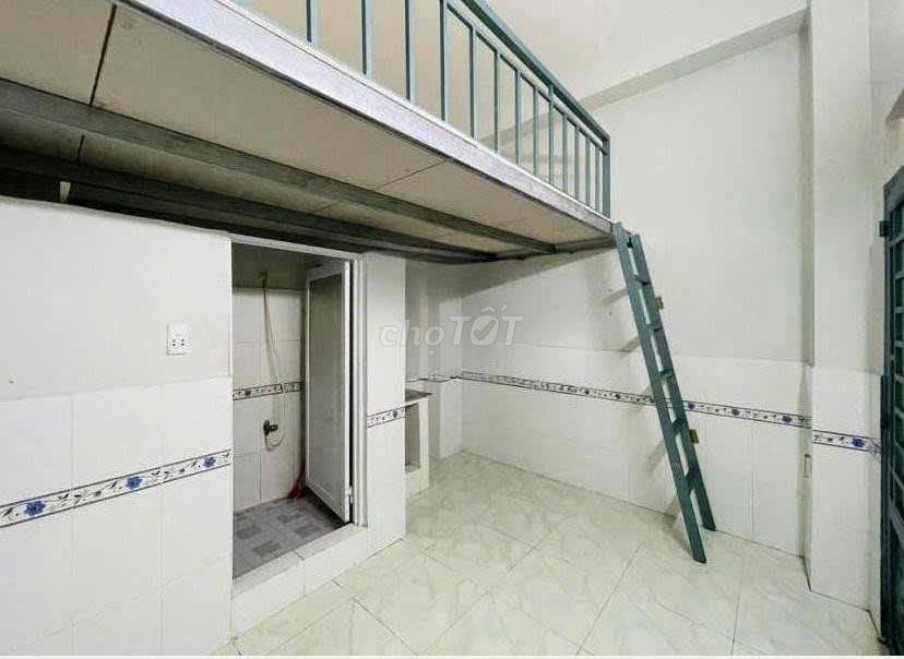 CÒN 2P CHO SV VĂN HIẾN