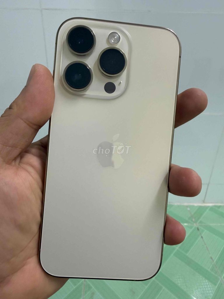 Apple iPhone 14 Pro 256GB Vàng VN/A. Mua bán Điện thoại tại Thành phố Bến Tre Bến Tre được đăng bởi Lê Trường hình 1