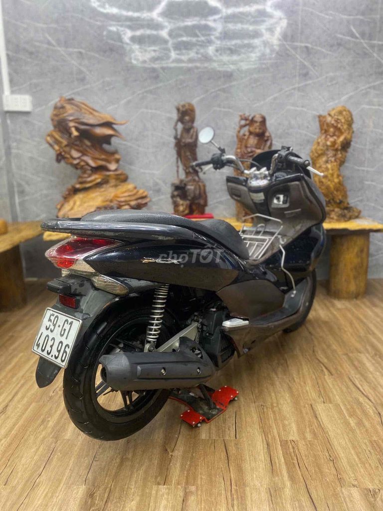 👉Pcx chính chủ bstp dàn áo liền lạc, máy bao êm. Mua bán Xe máy tại Quận 7 Tp Hồ Chí Minh được đăng bởi Xe Cũ Hiếu CT hình 2