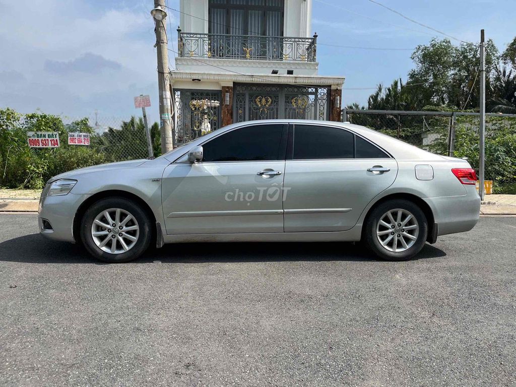 Toyota Camry 2009 - 110000 km. Mua bán Ô tô tại Quận 7 Tp Hồ Chí Minh được đăng bởi Xe Cũ Hiếu CT hình 5