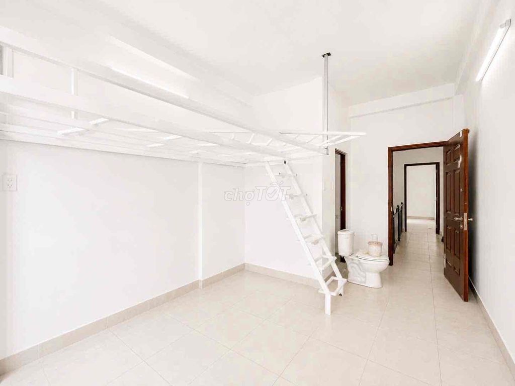 Khai Trương Độc Quyền Dương Quãng Hàm