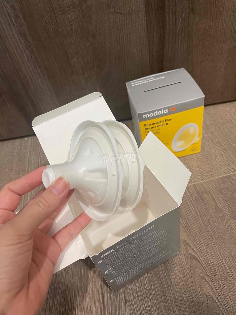 Phễu hút sữa Medela size 30 new 100%