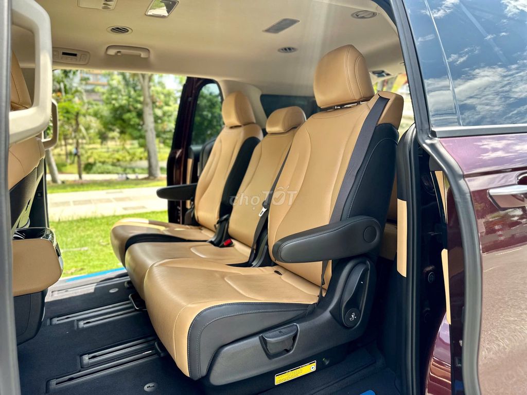 Kia Carnival 2.2D Bản Premium - 2022. Mua bán Ô tô tại Quận Tân Phú Tp Hồ Chí Minh được đăng bởi ĐỨC XE LƯỚT hình 7