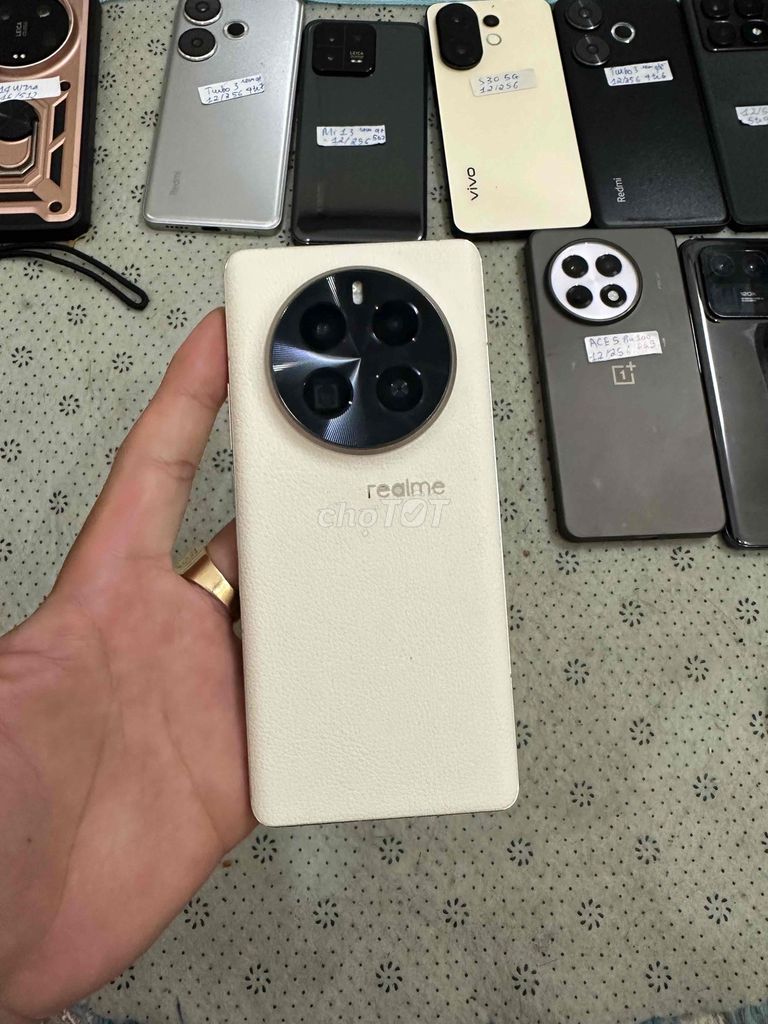 Realme GT5 Pro 256GB Trắng Snapdragon 8 Gen 3. Mua bán Điện thoại tại Quận Tân Bình Tp Hồ Chí Minh được đăng bởi Nguyễn Thắng Mobile hình 1