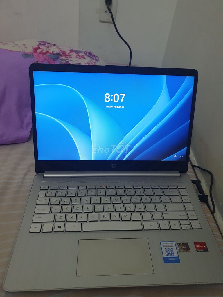 Bán nhanh laptop HP còn mới