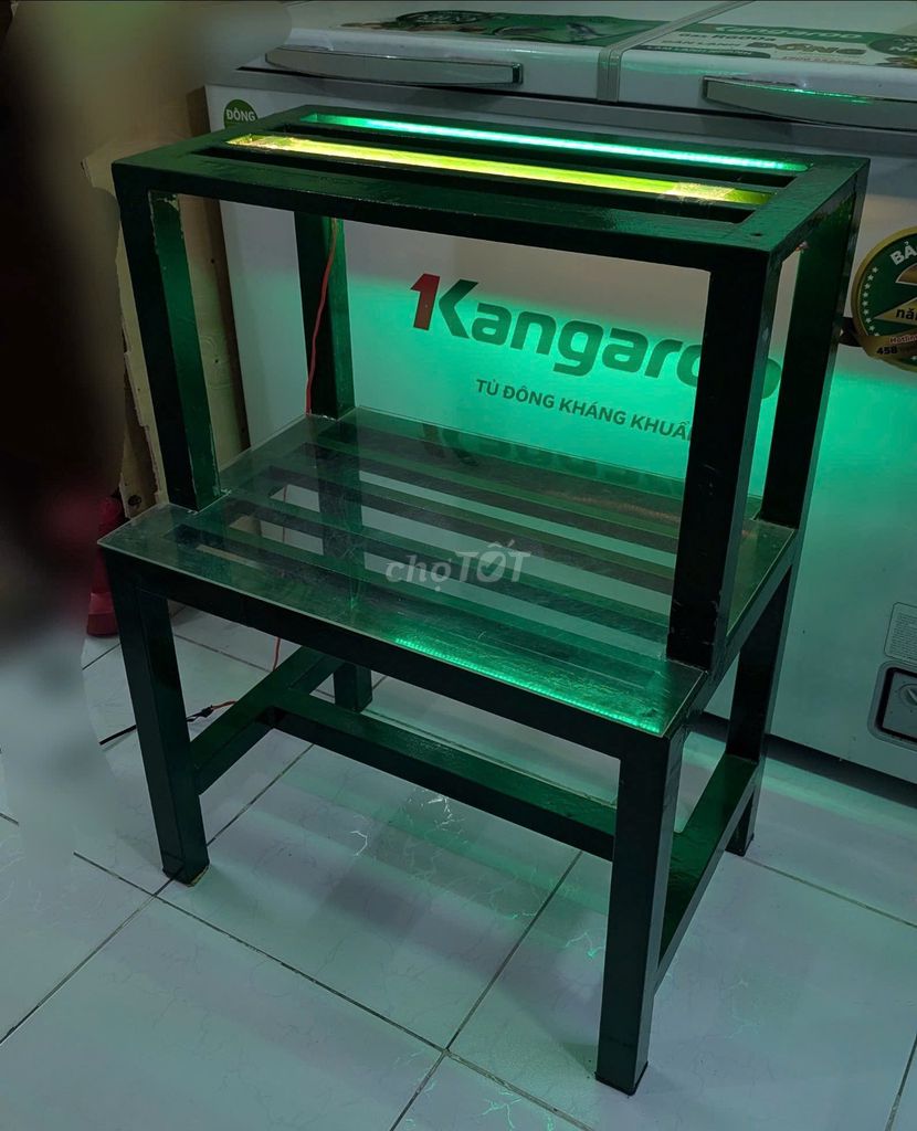 Kệ sắt hồ cá, trồng cây chắc chắn, kèm đèn led. Mua bán Tủ, kệ gia đình tại Quận 12 Tp Hồ Chí Minh được đăng bởi lucas D hình 1
